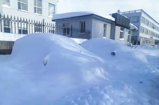 1645062495594558.jpg 211109 - ±©Ñ©ºóµÄPPµç×Ó¹¤³§ÃÅ¿Ú_¸±±¾.jpg